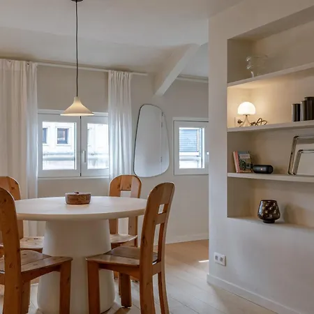 Huswell - Urban Getaway For Two In The Heart Of אנטוורפן