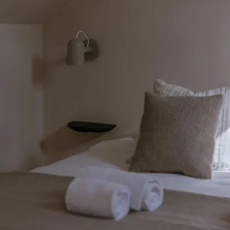 Huswell - Urban Getaway For Two In The Heart Of דירה אנטוורפן